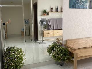 Bán gấp căn hộ có sổ hồng riêng, 49m2 có ban công và tặng nội thất, căn hộ view đẹp, mát cả ngày