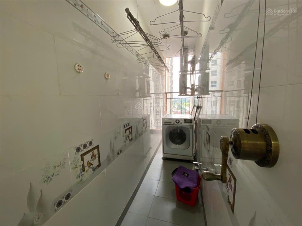 Cho thuê nhanh căn samsora 2pn2wc có logia, full nt 57m chỉ 6tr/tháng