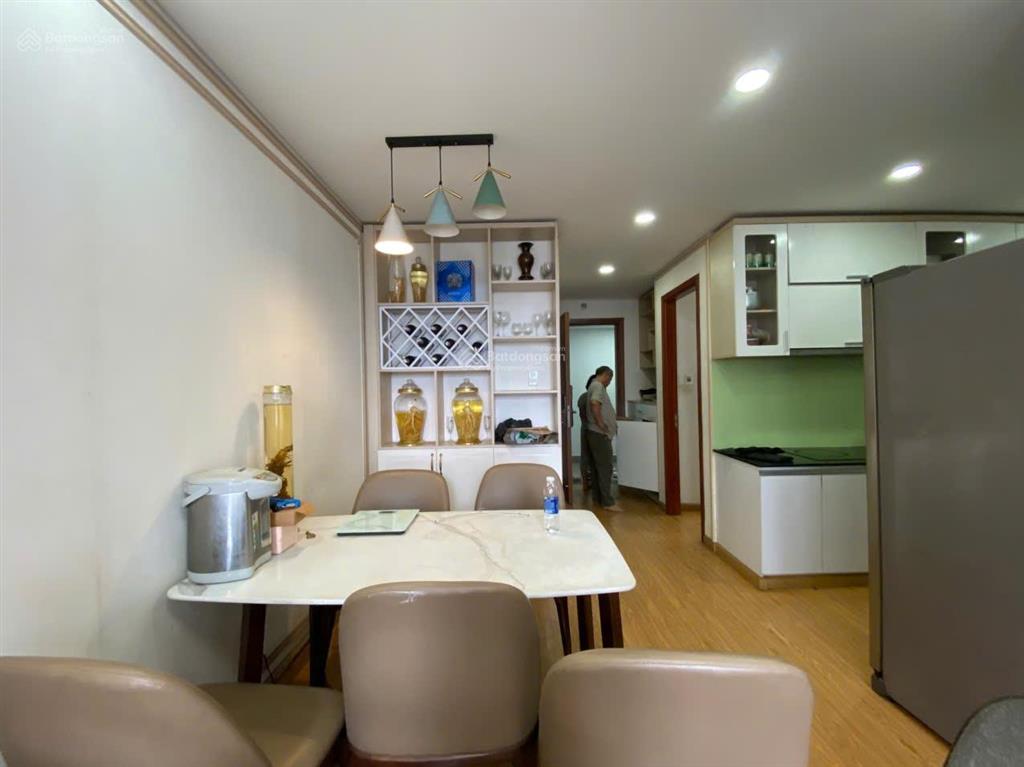Cho thuê nhanh căn samsora 2pn2wc có logia, full nt 57m chỉ 6tr/tháng