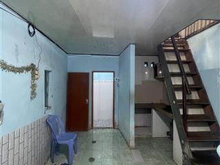 Bán nhà 2 tầng tttp nha trang , hẻm phương sài thông thống nhất . 17.2m2 giá 650 triệu