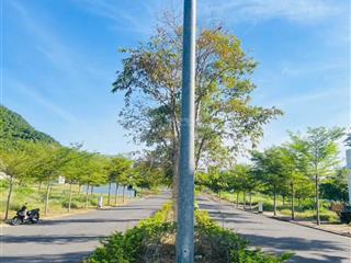 Bán đất đường 25m kđt hoàng phú , tp nha trang gần biển . 84m2 giá chỉ 2.3 tỷ lô