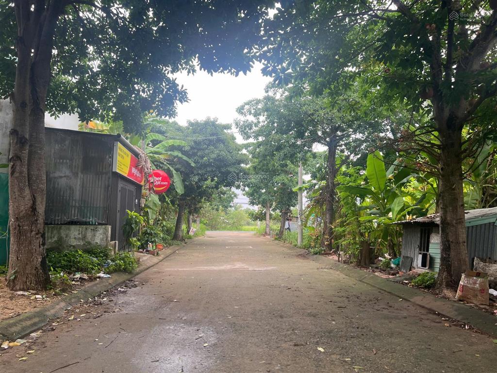 Đất 4,4m*21,5m kdl sinh thái đường cầu đình vuông vức cách ngã 3 long phước 200