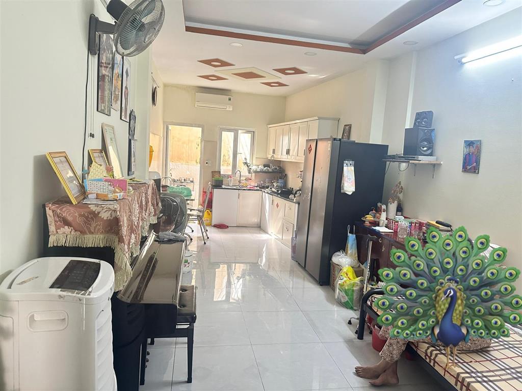 Bán nhà mặt tiền đường trần bá giao, p5, gv, dt 4x13m, trệt + lửng +2 lầu+ sân thượng, hh 1%