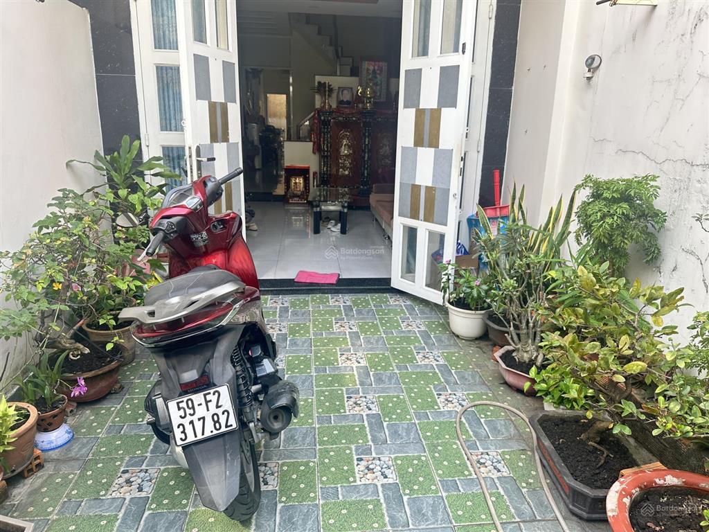 Bán nhà mặt tiền đường trần bá giao, p5, gv, dt 4x13m, trệt + lửng +2 lầu+ sân thượng, hh 1%