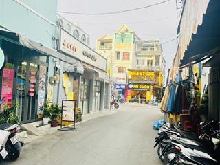 Chính chủ bán nhà mặt tiền tú mỡ,f7, trệt+2 lầu ngay vincom phan văn trị