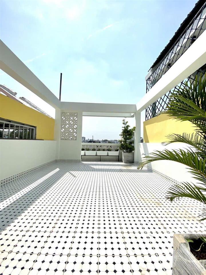 Chính chủ bán nhà hxh 317/thống nhất, f11, dt 4x18m, 5 lầu, hh 1%