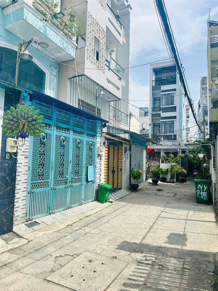 Chính chủ bán nhà hxh 317/thống nhất, f11, dt 4x18m, 5 lầu, hh 1%