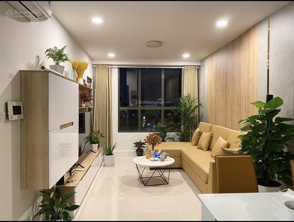 Siêu hot! cho thuê 3 phòng ngủ 2 wc icon 56 căn góc, 87m2 giá 20tr, nội thất mới, vào ở liền