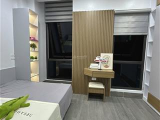 Tòa chdv ngọc khánh 70m2, 7 tầng thang máy, 17 phòng full nội thất, dt  1.2 tỷ/năm, giá 23.6 tỷ