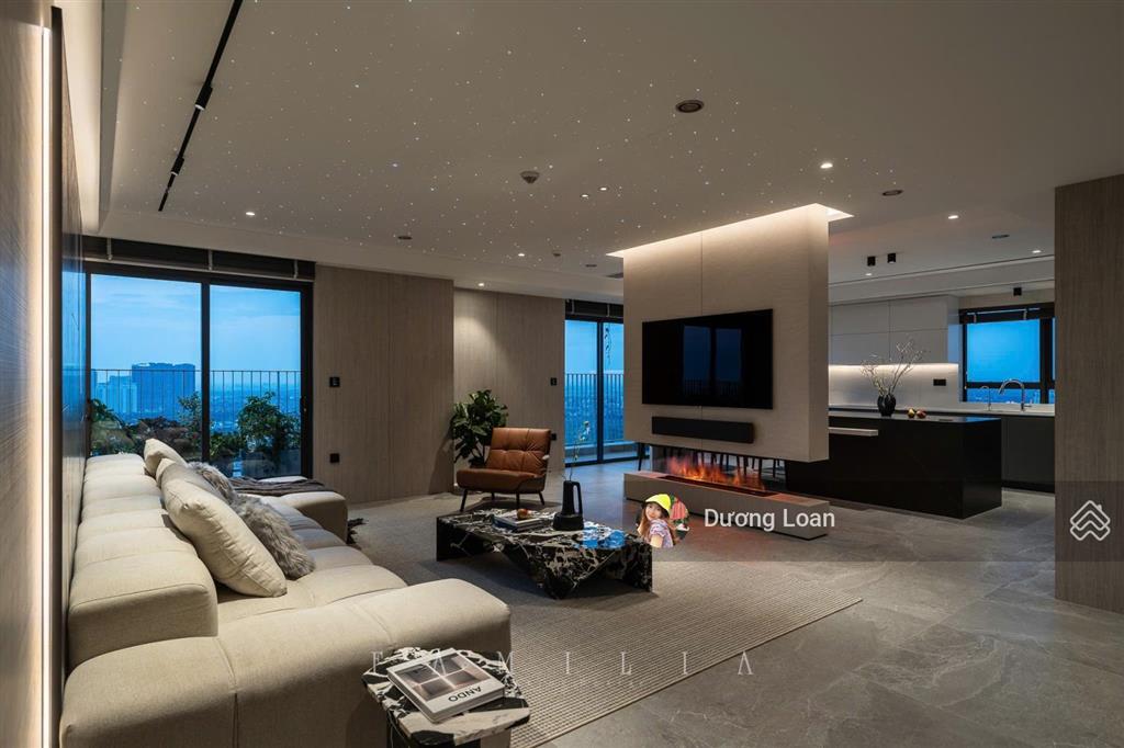 Chính chủ cần bán gấp ch grandeur palace 138b giảng võ, 154m2, 3pn, đủ đồ.  0372 004 ***