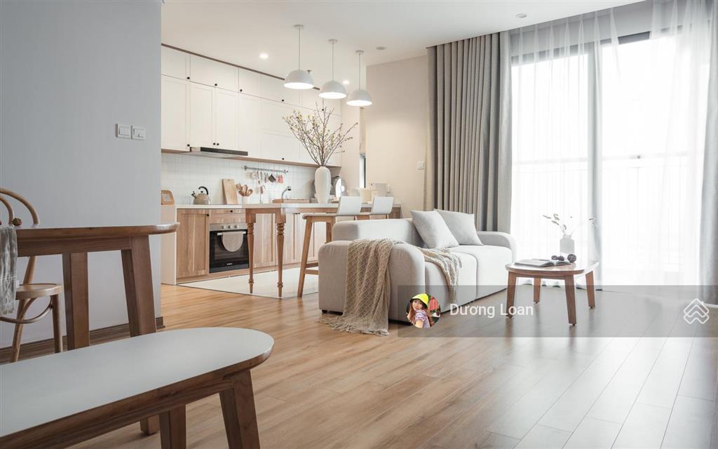 Căn hộ cho thuê 2 ngủ chung cư vinhomes nguyễn chí thanh, đủ đồ vào được luôn. 0372 004 ***