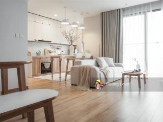 Căn hộ cho thuê 3 ngủ chung cư vinhomes nguyễn chí thanh, đủ đồ vào được luôn. 0372 004 ***