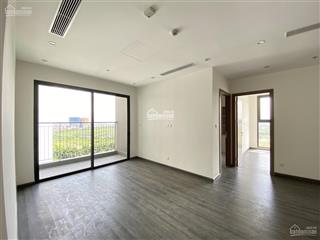 Gia đình cho thuê căn 97m2 2pn tại hong kong tower giá thuê 18 triệu đã có nội thất.  0372 004 ***