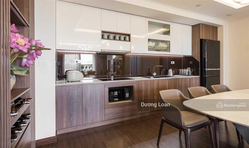 Cần cho thuê căn hộ 3pn full đồ tại platinum residences  6 nguyễn công hoan.  0372 004 ***