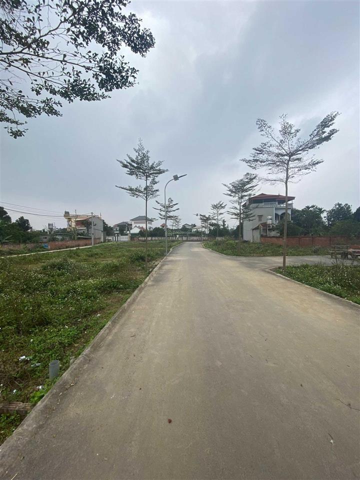 Chính chủ cần bán lô đất 100m2 xã tân xã, ngay cạnh đường dh10 giá nhỉnh 2 tỷ