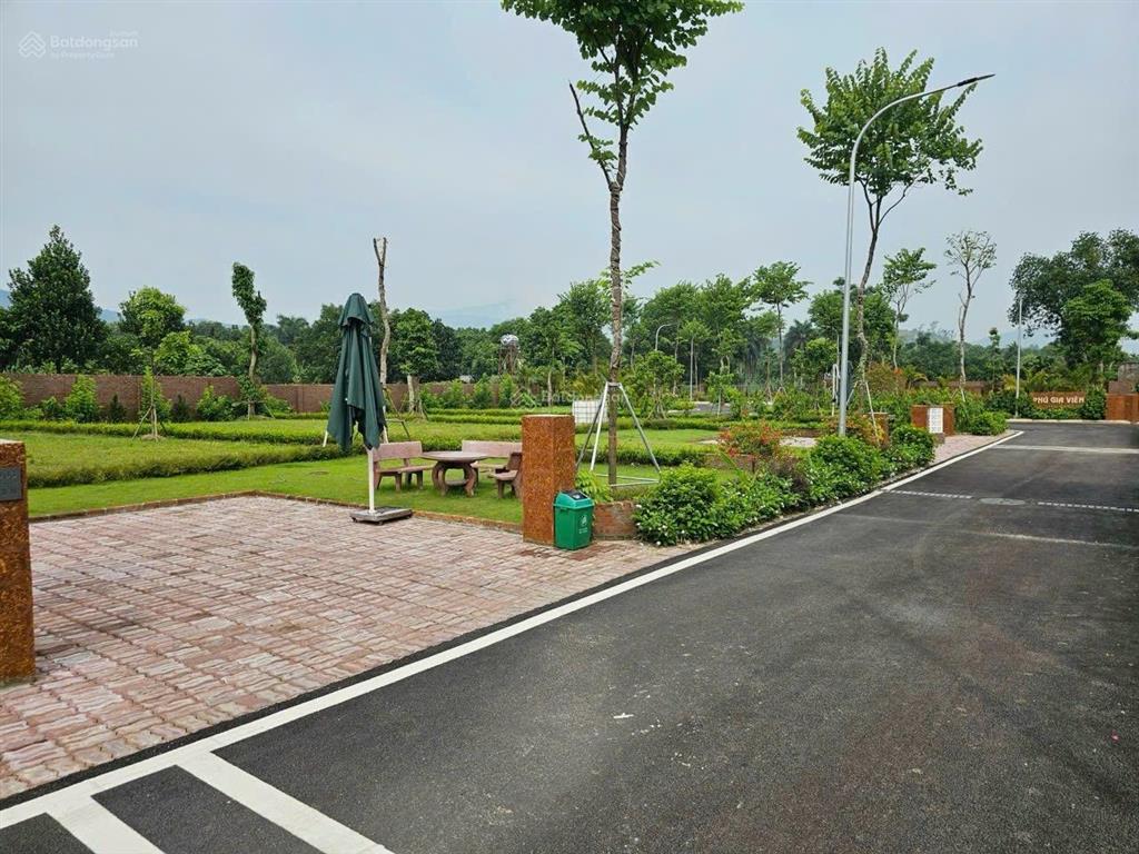 Chính chủ cần bán lô đất 350m2 tại xã phú cát, quốc oai, mặt tiền 8m, gần đhqg hà nội, đh fpt