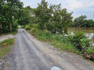 Bán gấp đất thổ cư view sông thủ thừa, cách trung tâm 2km, khu dân cư, giá tốt