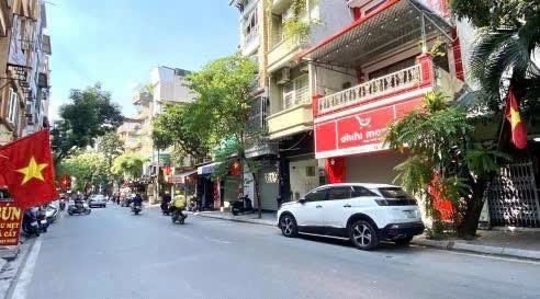 Căn góc vị trí đẹp nhất mặt phố thuỵ khuê vỉa hè rộng kd sầm uất dt 59m mt 5,5m nhà 4t giá 37,8 tỷ