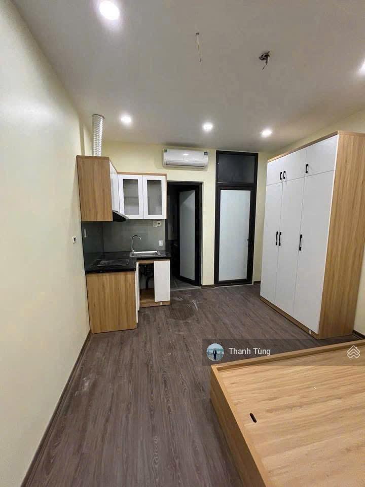 Nhà 6 tầng thang máy vị trí đẹp khu p/lô víp ngọc hà ngõ 3,5m rất thoáng sáng, nhà sát mặt phố