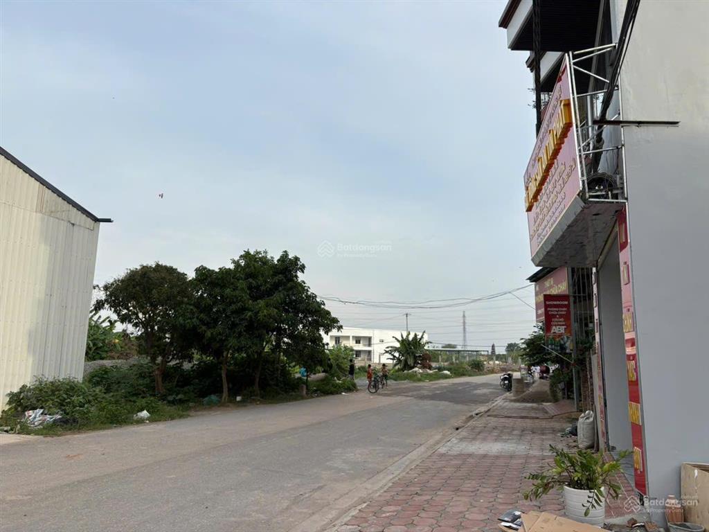 Bán lô đất 107,5m2 mặt tiền đường dh04 thông thẳng đại lộ thăng long, sẵn sổ