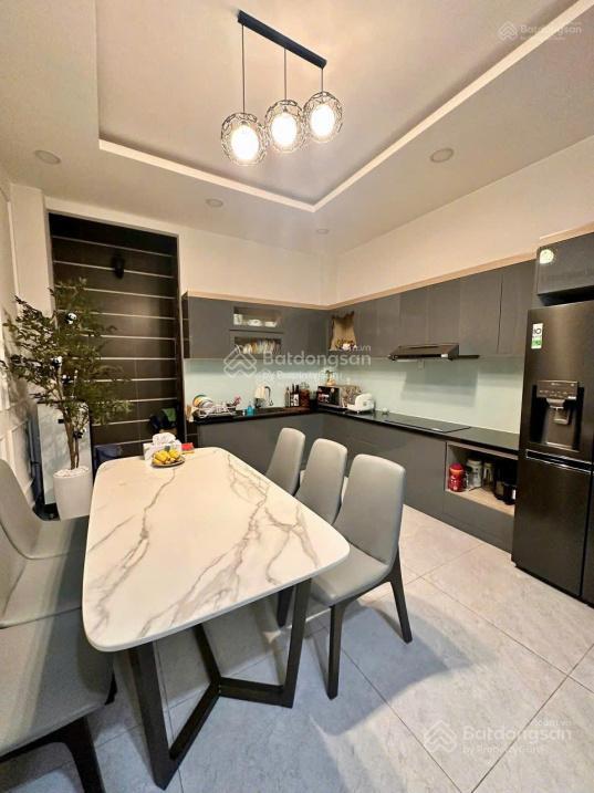 Bán nhà hẻm xe hơi lũy bán bích độc lập, dtcn76m2, giá 8.xtỷ