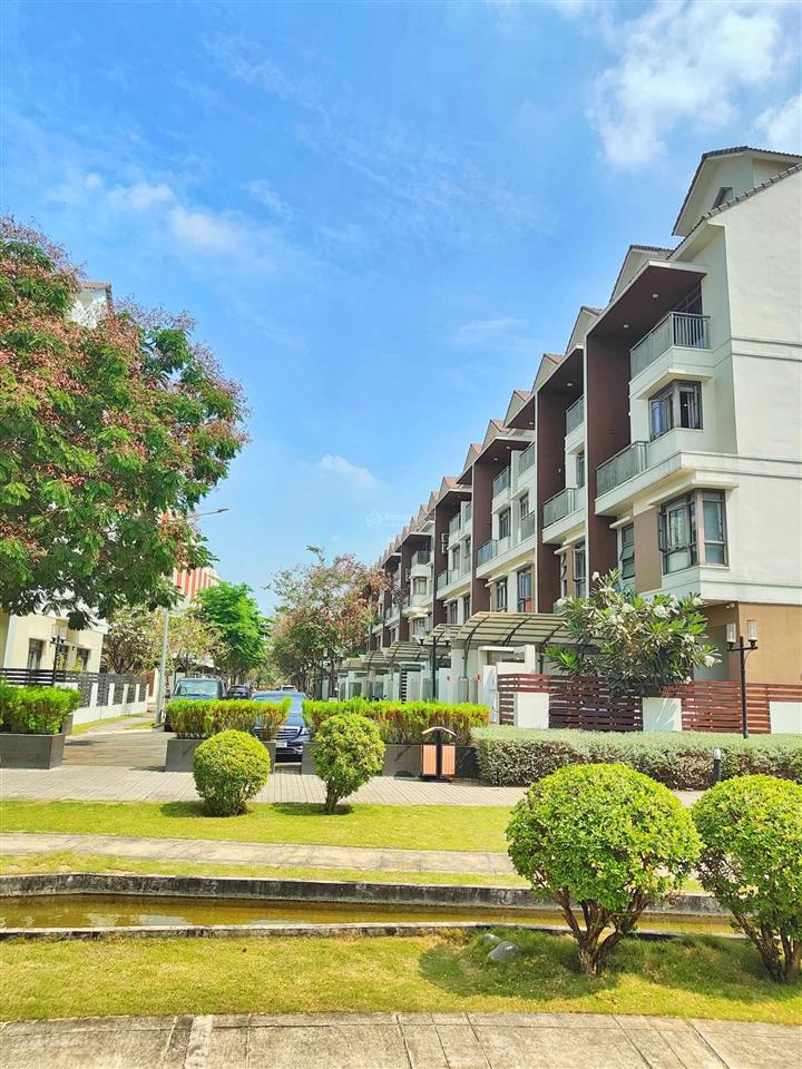 Bán nhà phố liền kề 6x19m, khu đô thị midori park, cđt becamex tokyu, nhận nhà ngay, cạnh sthị aeon