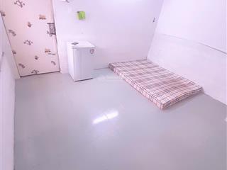 Phòng trọ trung tâm gò vấp gần sân bay, gần chợ phạm văn bạch, đầy đủ nội thất, cửa sổ thông thoáng