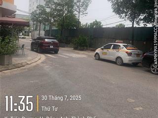 Bán căn lièn kề 5 tầng full nội thất tại khu đô thị cổ dương đông anh