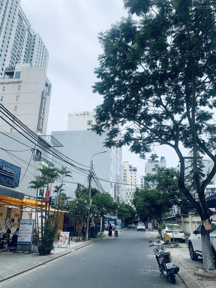 Cặp đất mặt tiền đường đỗ bí vị trí cực đẹp, trung tâm khu phố du lịch biển mỹ an