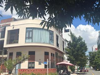 Chuyển nhượng tòa căn hộ 2 mặt tiền khuê mỹ đông 14 & 11, gần biển.