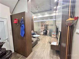 Bán gấp căn nhà phố chùa hà  trung tâm cầu giấy  thông số đẹp