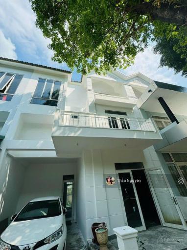 Chính chủ bán gấp căn nhà phố hoja villa chốt nhanh 14 tỷ 5 thương lượng khách thiện chí 0979 940 ***