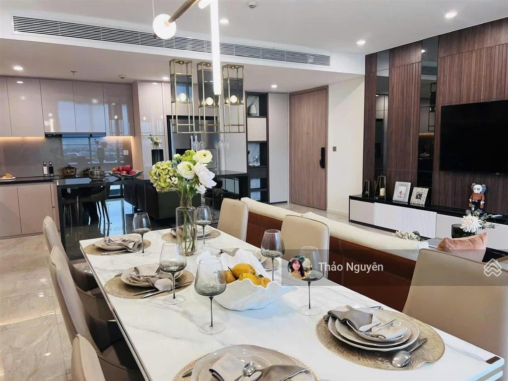 Mua trực tiếp cđt bán căn 3 pn đẹp góc thoáng 131 m2 giá tốt, hdt sẵn 0979 940 ***