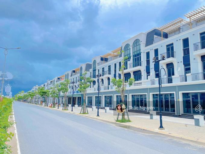 Chính chủ gửi bán chốt nhanh chỉ 7.8tỷ nhận nhà ngay cho thuê có dòng tiền cửa ngõ vin 0979 940 ***