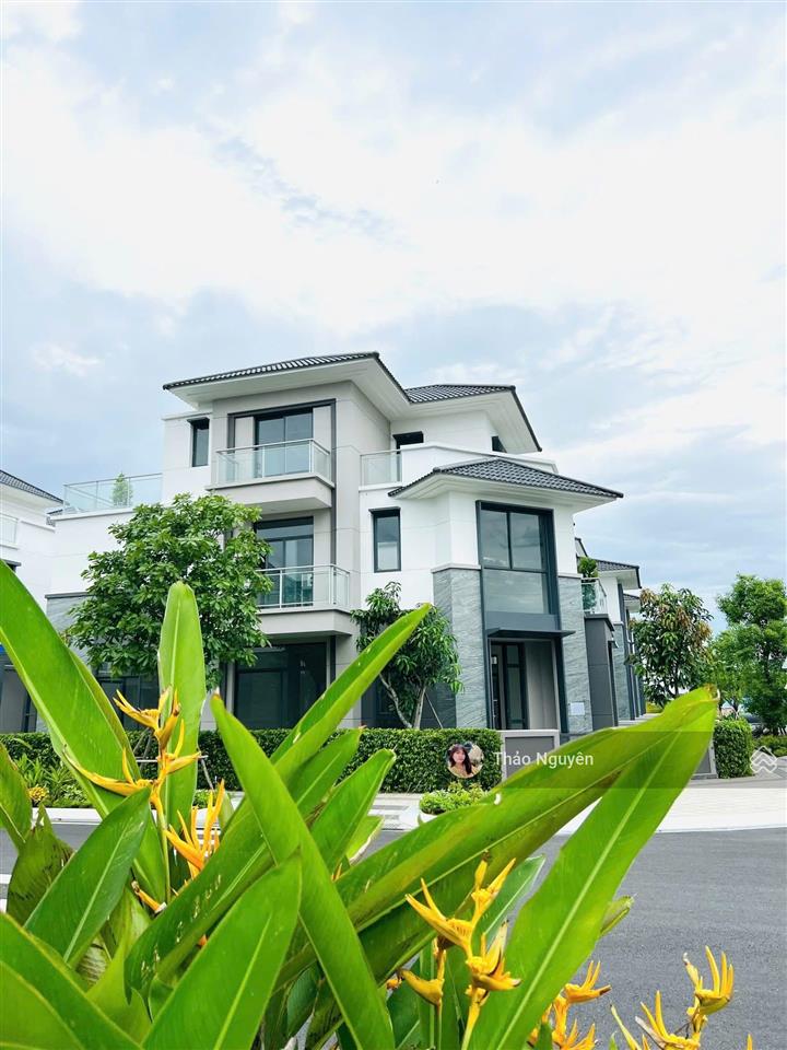 Mua trực tiếp cđt ưu đãi lên đến 3,6 tỷ thanh toán trước 5 tỷ 6 nhận nhà đẹp gọi ngay 0979 940 ***