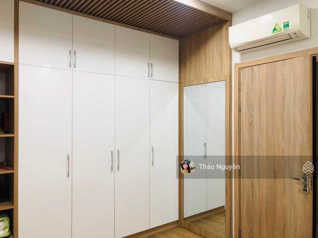 Chính chủ bán gấp nhà phố 106.2m2 view thoáng mát giá 13.5tỷ nội thất vali vào ở gọi 0979 940 ***