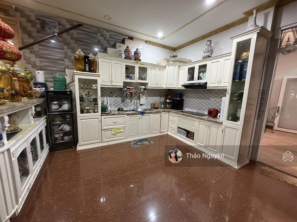 Chính chủ bán gấp biệt thự liền kề 144m2 chỉ 1x tỷ bàn giao full nội thất đẹp cao cấp 0979 940 ***