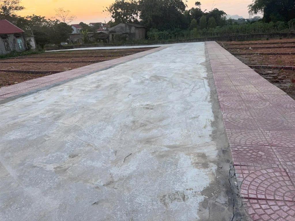 Bán đất 124m2 tại đt 307, tam sơn, sông lô, vĩnh phúc, 4 triệu / m2