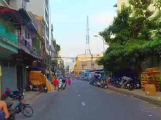 Tôi cần bán nhà mặt đường nguyễn thi và võ văn kiệt. giá 350 triệu/m2
