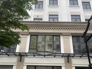 Cho thuê shophouse 5 tầng, dt 150m2. hoàn thiện mới 100%. giá 20tr/th