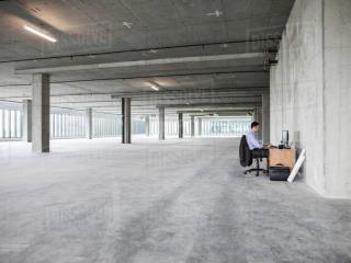 Cho thuê rẻ 6.000m2 thông suốt ở định công  đại từ giá chỉ 150.000đ/m2/th