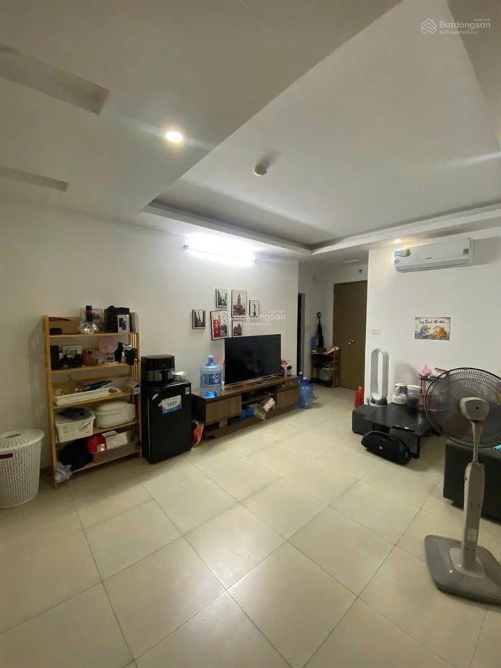 Cần bán căn 60,5m2  3 ngủ ruby ct3 phúc lợi, long biên. để lại nội thất. giá 4 tỷ.  0981 716 ***