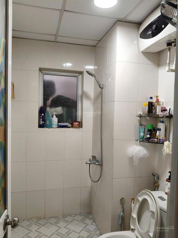 Cần bán căn 2 ngủ 2 vs 75m2 no10a sài đồng long biên. giá 4,5 tỷ có thương lượng.  0981 716 ***