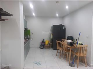 Chuyển xuống biệt thự chính chủ em bán căn 68,5m2 tòa rice city sông hồng long biên.  0981 716 ***