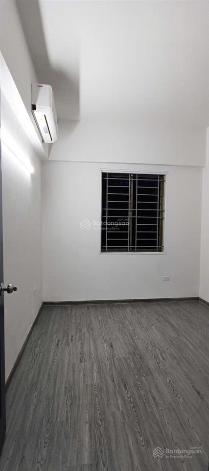 Cần bán căn góc 2 ngủ  kđt việt hưng, long biên. 69m2. để lại nội thất. giá 4 tỷ.  0981 716 ***