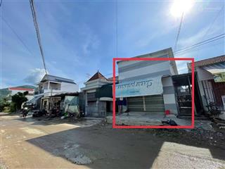 Bán dãy trọ 3 phòng đường rộng 13m, gần khu công nghiệp diên phú, giá 2 tỷ