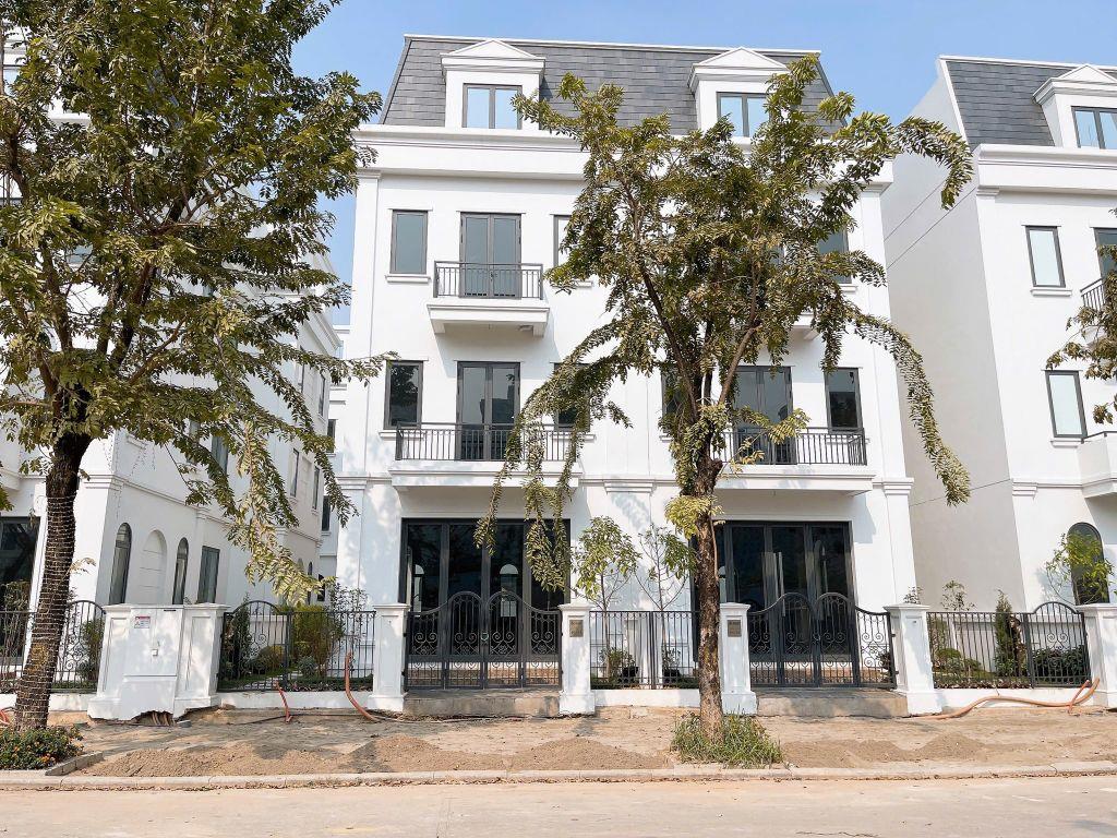 (VIEW SÔNG) Bán biệt thự BM75 Vinhomes Wonder City Đan Phượng 370mx4T MT 12m sân vườn PK Bình Minh hơn 50 tỷ