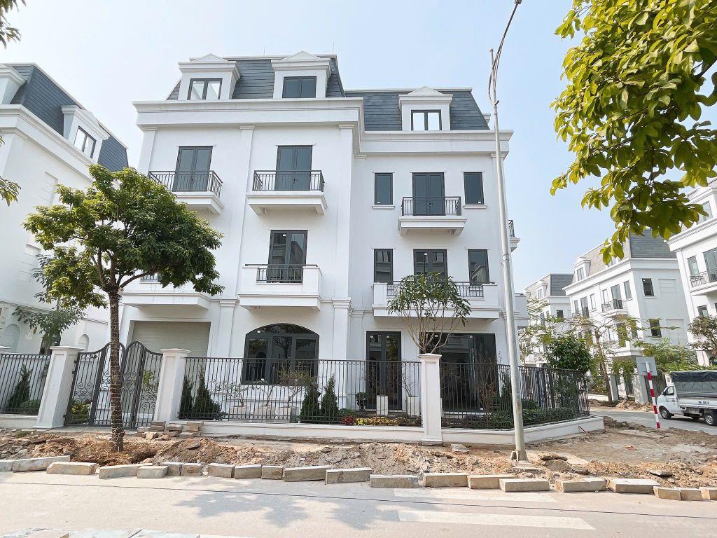 (VIEW SÔNG) Bán biệt thự BM75 Vinhomes Wonder City Đan Phượng 370mx4T MT 12m sân vườn PK Bình Minh hơn 50 tỷ