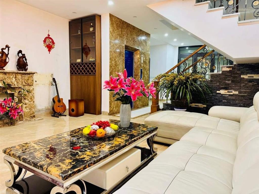 Bán liền kề ngõ 37 trần kim xuyến dt 75m2 x 5t, mt 6m ngõ thông, vỉa hè, ô tô tránh, kd, giá 32 tỷ