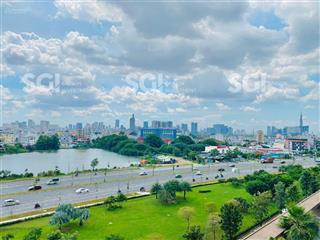 Bán gấp căn hộ 2 phòng ngủ, 2wc, 66m2, view đẹp, sổ hồng sẵn. giá 4.9 tỷ.  0888 887 ***